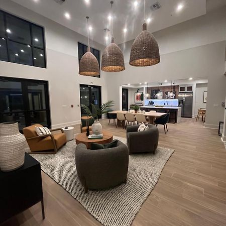 Blooming Journey In Tampa Bay! Apartment Luaran gambar